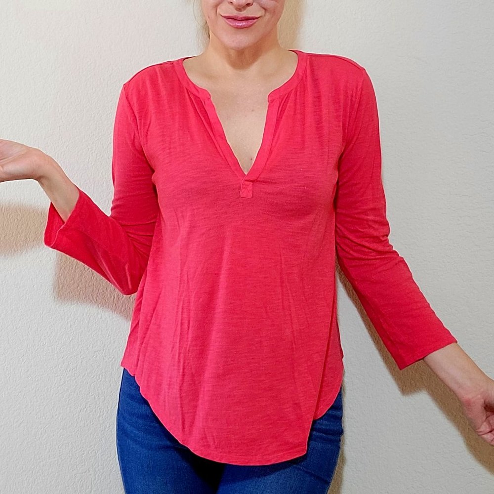 Ann Taylor Tops Medium Pink Coral Tee Orange Solid Cotton Linen V-Neck Shirt